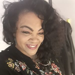 Meet your Posher, Renee